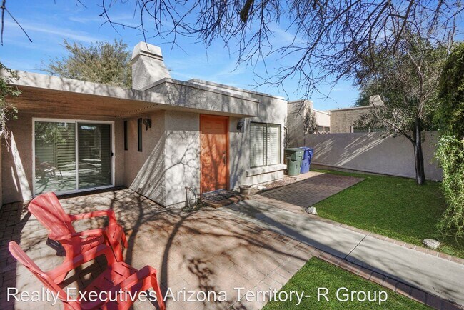 Building Photo - 2 br, 2 bath House - 4407 E. Caladium Place