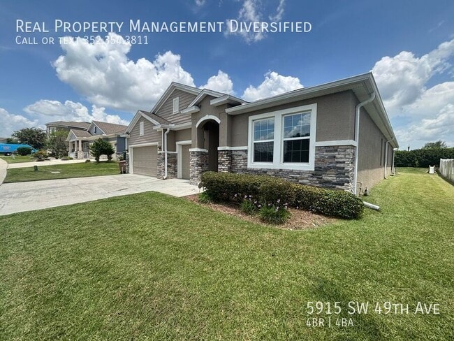 Building Photo - 5915 SW 49th Ave