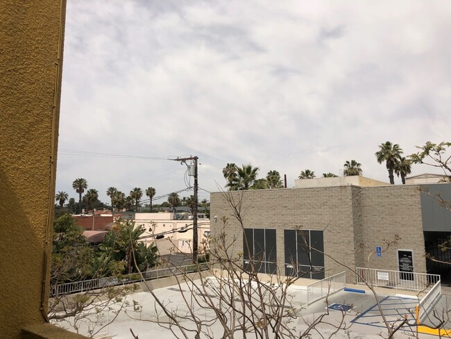 Foto del edificio - 1232 Harvard St