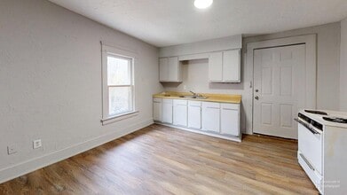 Building Photo - 1141 McKinley Ave