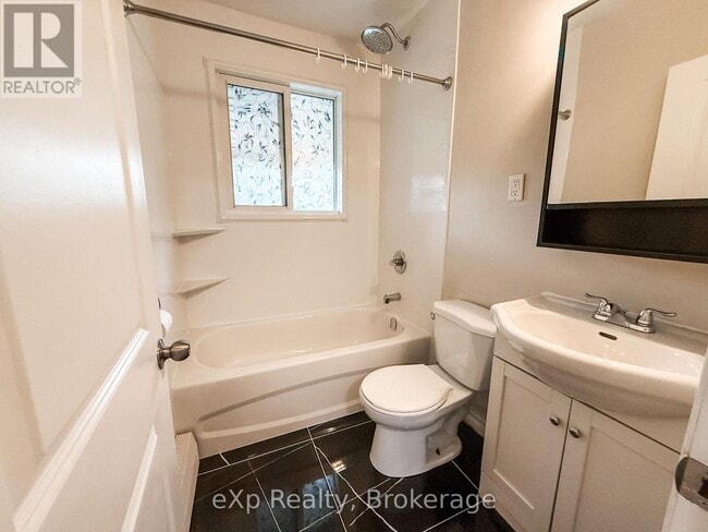 Building Photo - 342 Kiwanis Park Dr