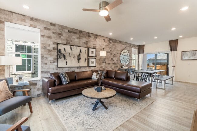 Foto del edificio - 458 Zeppelin Wy