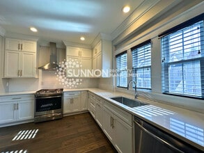 Building Photo - 2713 Kilgo Way