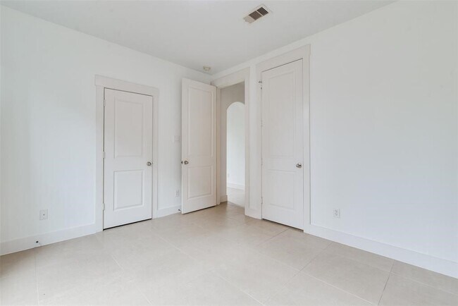 Foto del edificio - 2002 Blodgett St