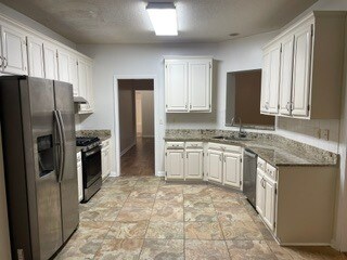 Foto del edificio - 12222 Crestwood Ct