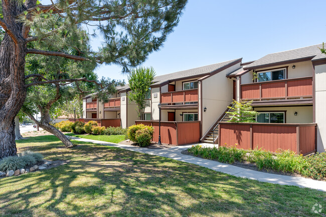 Foto del edificio - Brighton Park Apartments