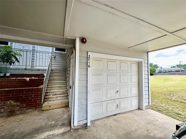 Foto del edificio - 9823 Summerwood Cir