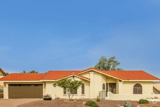 Building Photo - 14826 N Briarwood Dr