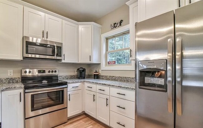 Building Photo - 72 Wheeler Rd