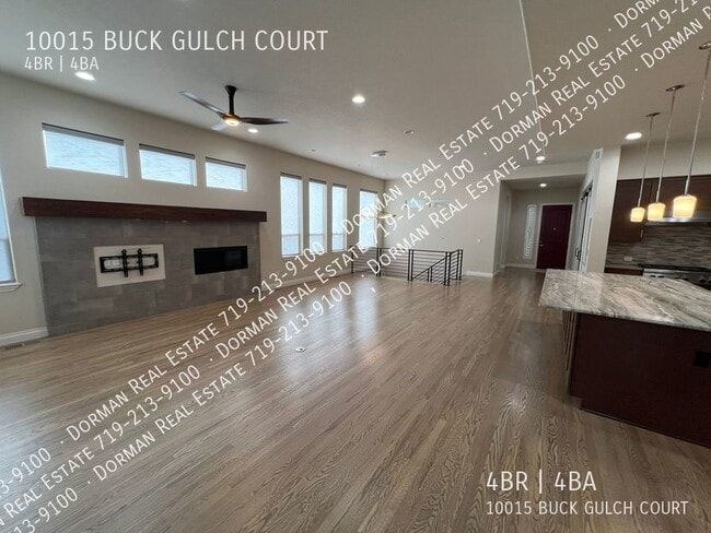 Foto del edificio - 10015 Buck Gulch Ct
