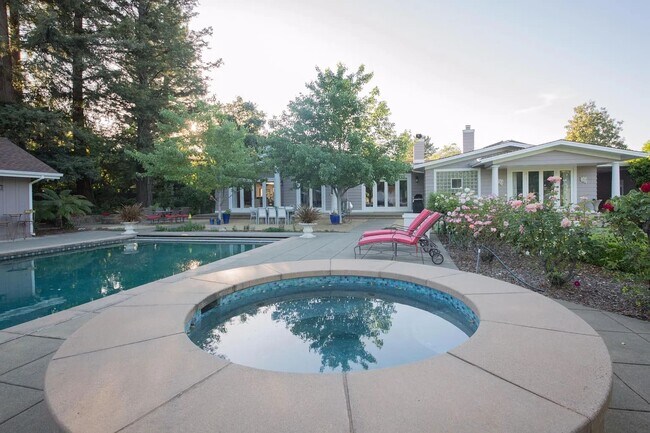 Foto del edificio - 1765 Zinfandel Ln