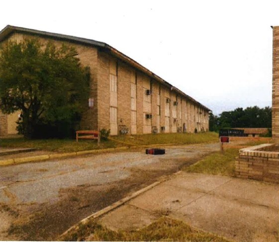 Building Photo - 3325 Haberer Ave