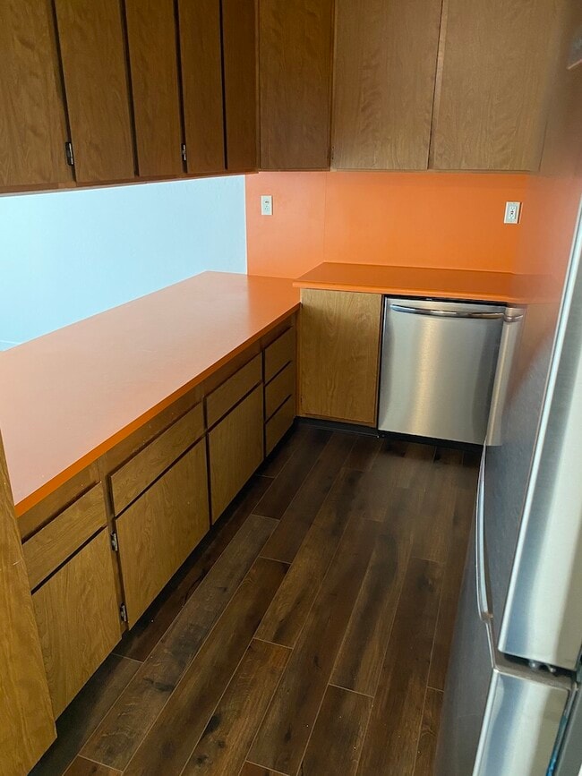 New appliances in 2021! - 1225 Washington St