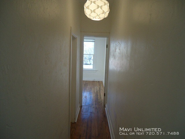Building Photo - 1454 N Marion St