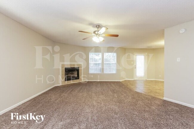 Foto del edificio - 5121 Flame Way