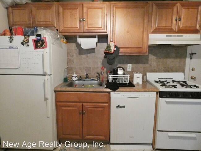 Building Photo - 2 br, 1 bath House - 324 N 38th Street