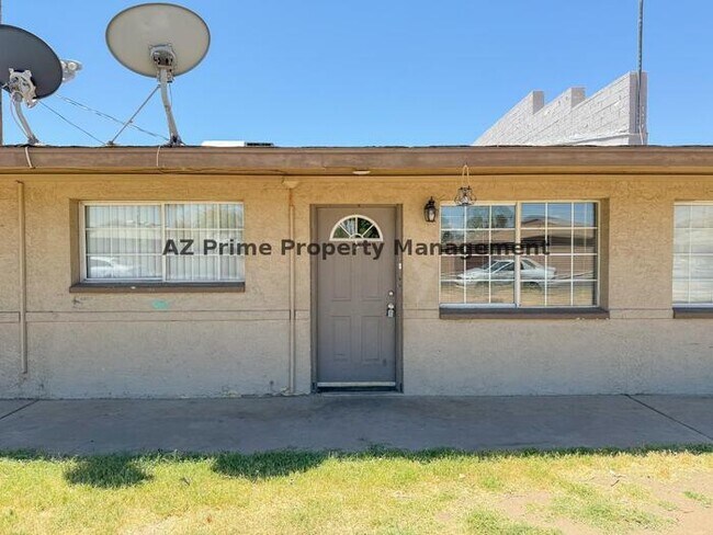 Building Photo - 7101 N 36th Ave