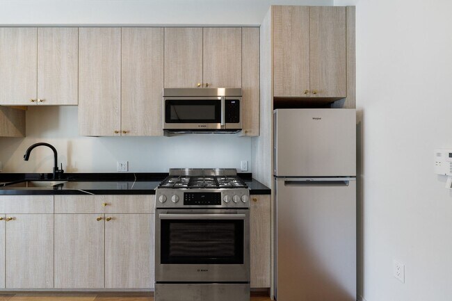 Foto del edificio - Rare opportunity to rent in a brand new bu...
