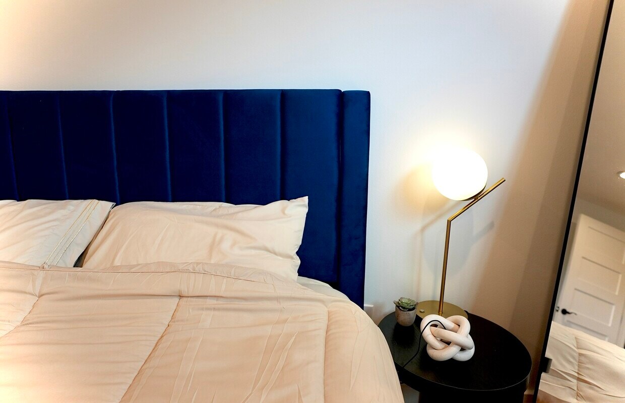 Foto principal - 4284 S Normandie Ln