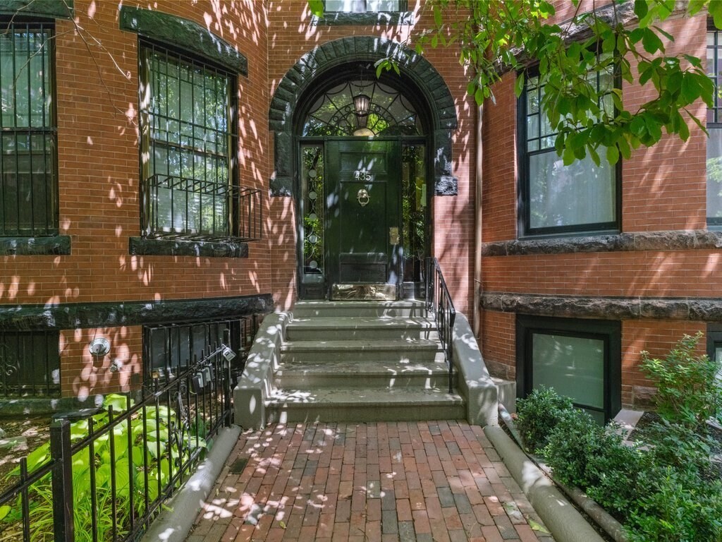 Primary Photo - 435 Marlborough St