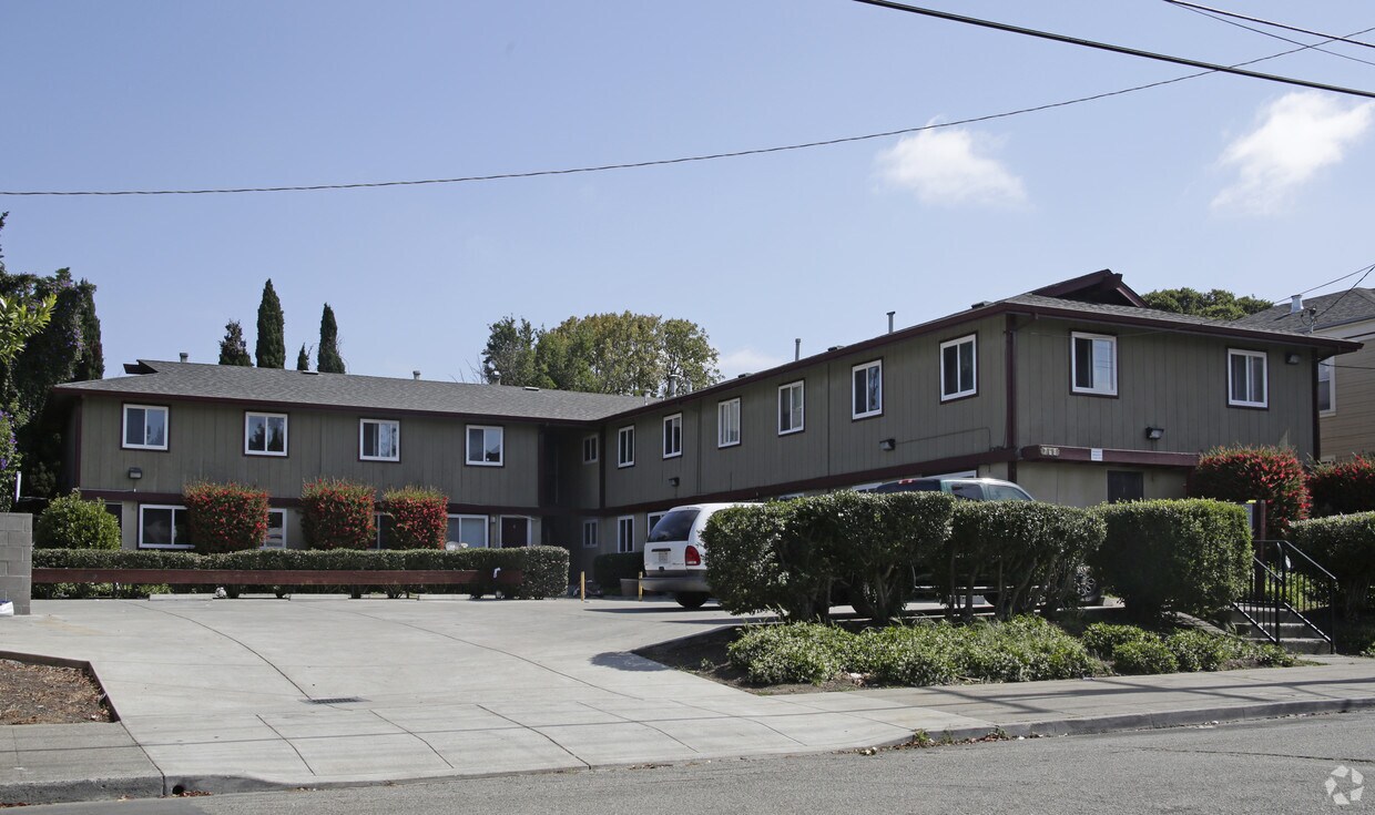 Foto principal - 768 41st St