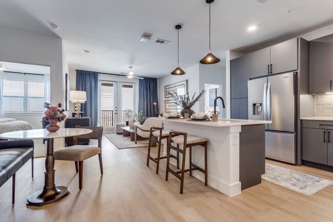 Building Photo - Aura Crown Heights