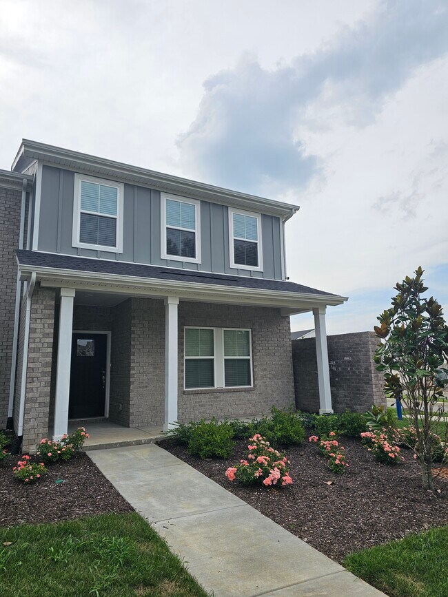 Building Photo - 204 Douglas Bend Rd