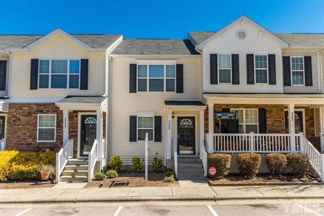 Building Photo - Room in Townhome on Big Bass Dr
