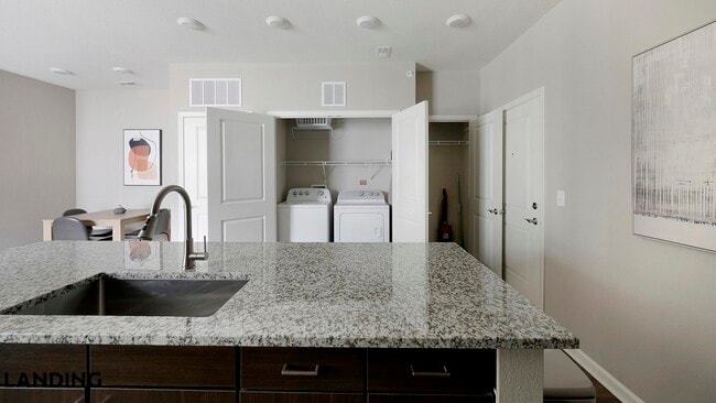 Building Photo - 16346 Lydia Hill Dr
