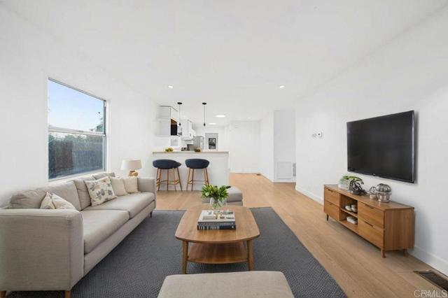 Foto del edificio - 1948 E 16th St