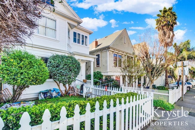 Foto del edificio - 519 Virginia St