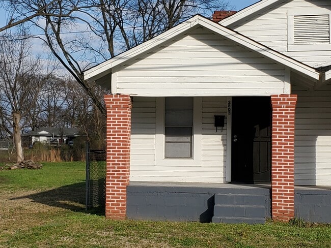 Building Photo - 2801 33rd St N