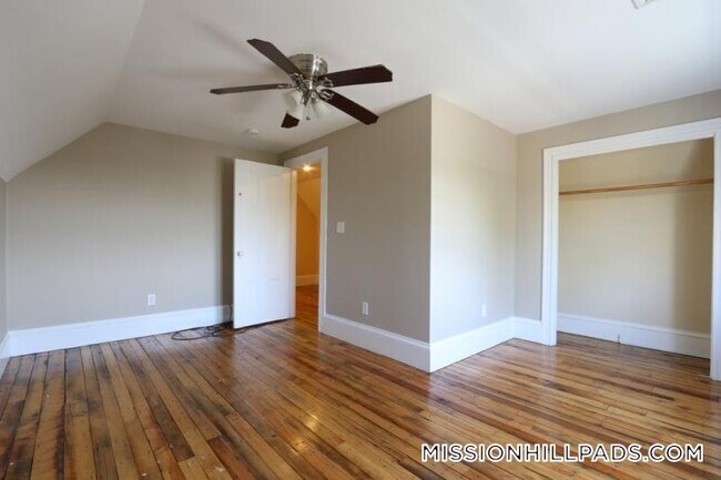 Foto del edificio - 1 Parker Hill Terrace