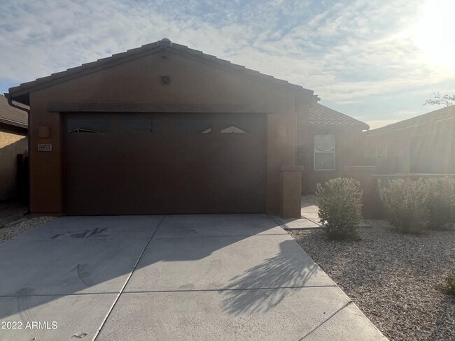 Building Photo - 8953 W Palo Verde Dr