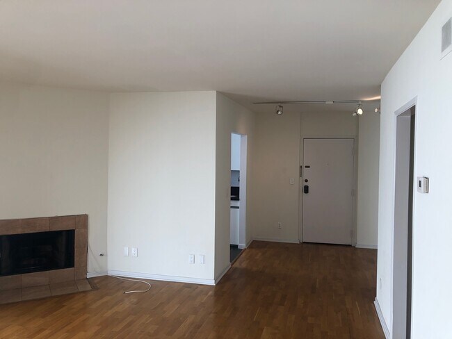 Foto del edificio - 11828 Goshen Ave