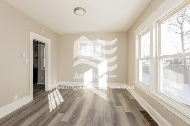 Building Photo - 2229 10th St SW