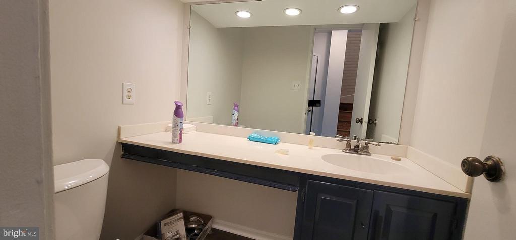 Foto principal - 10855 Deborah Dr