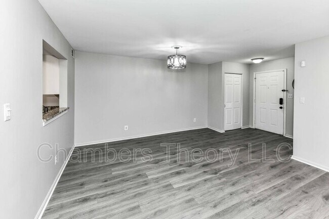 Foto del edificio - 5844 Orchard Hill Ct