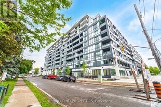 Building Photo - 6-916 Greenbriar Rd