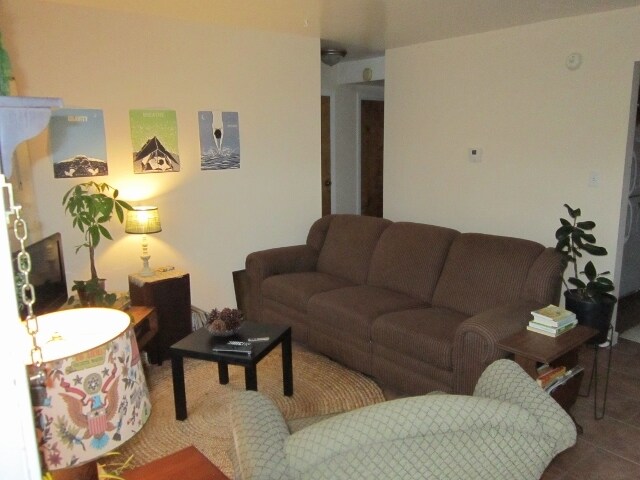 Foto del edificio - 6230 Radford Rd