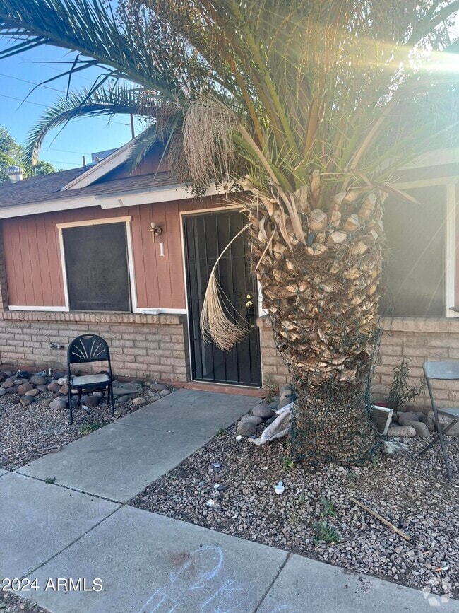 Building Photo - 4805 E Caballero Cir
