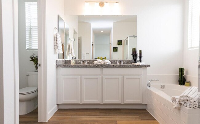 Building Photo - 2340 E Marguerite Ave