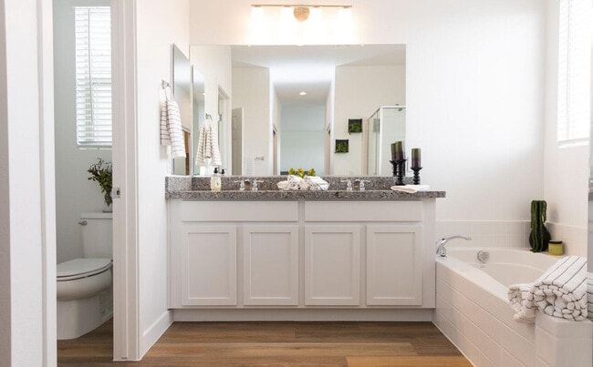 Foto del edificio - 2340 E Marguerite Ave