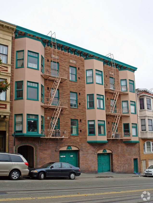 Primary Photo - 1025 Powell St