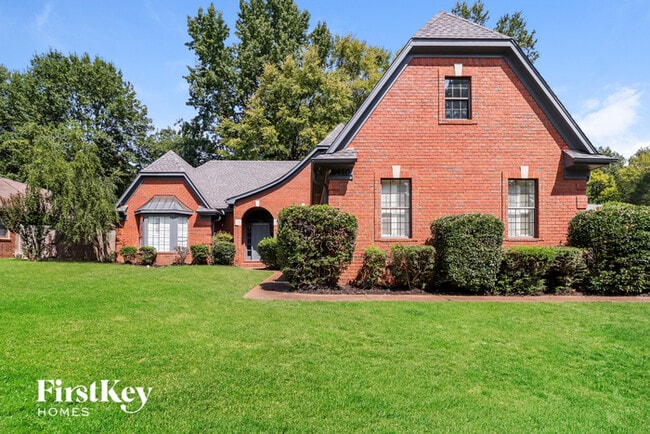 Building Photo - 8410 Walnut Tree Dr