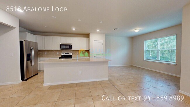 Building Photo - 8518 Abalone Loop