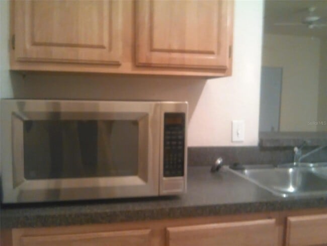 Building Photo - 5979 Westgate Dr