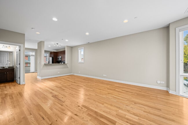 Building Photo - 86 Legacy Ln