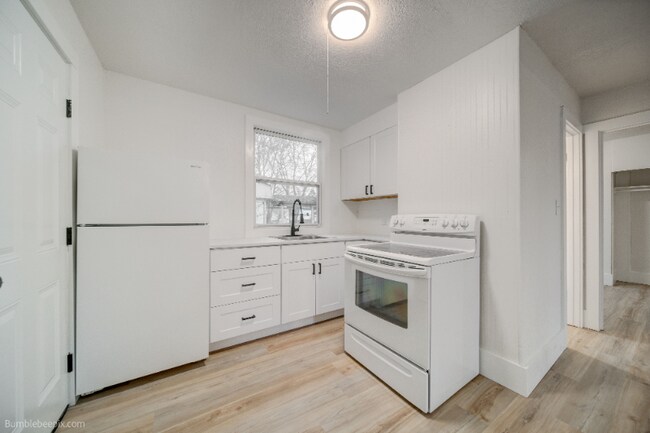 Foto del edificio - 725 2nd St