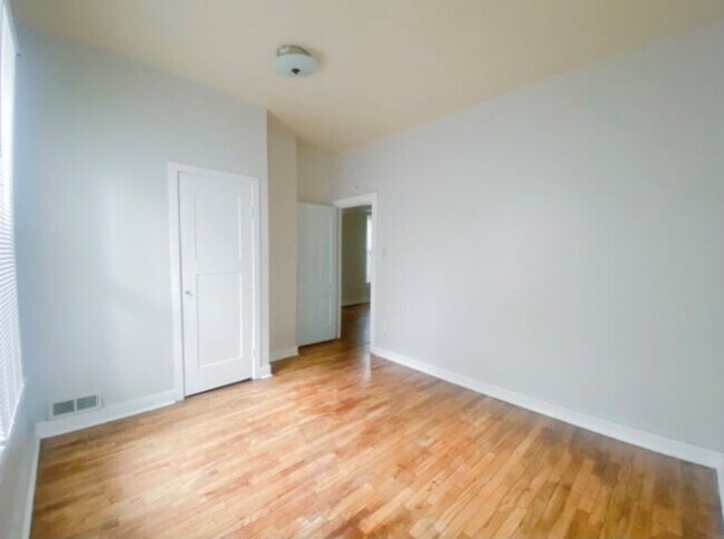 Foto del edificio - Italian Estates Property Management